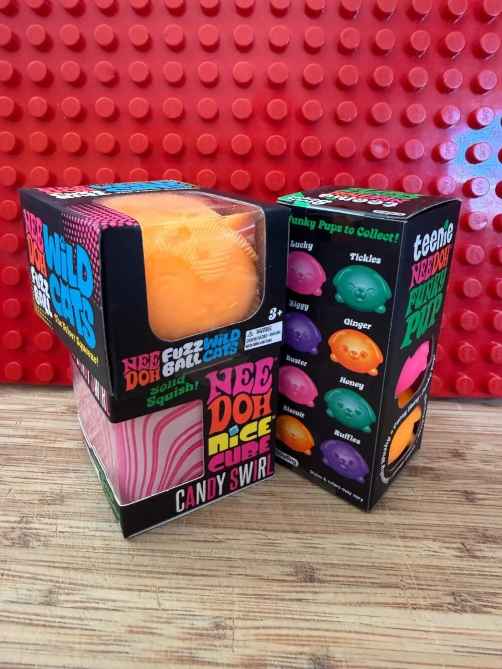 NEW! 🐈 🍭 Orange Fuzz ball WILD CAT! Candy Swirl! Authentic and ships 🚀 !